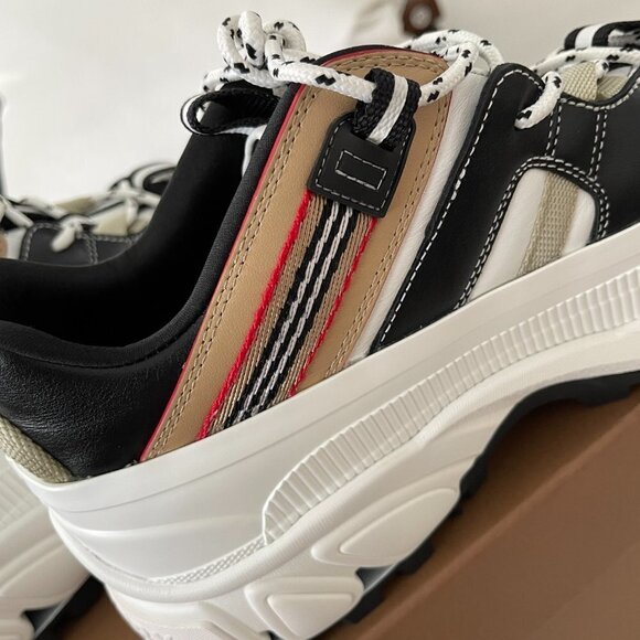 Burberry Arthur M Story White Icon Stripe Mens Sneakers, 41/43, 8048548 - Picture 11 of 14
